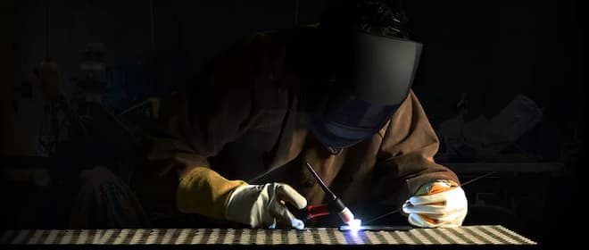 Fixing Nozzle Problems with Welding Pliers